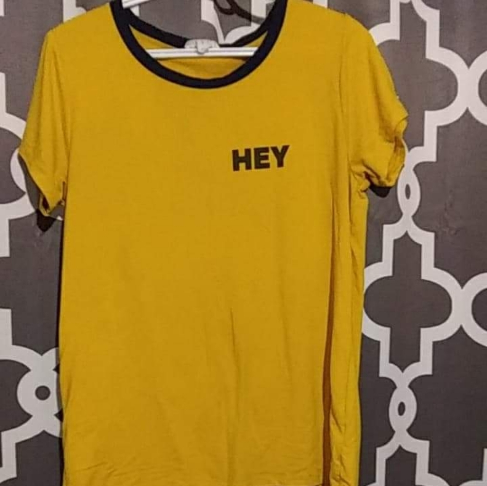 Streetwear yellow shirt